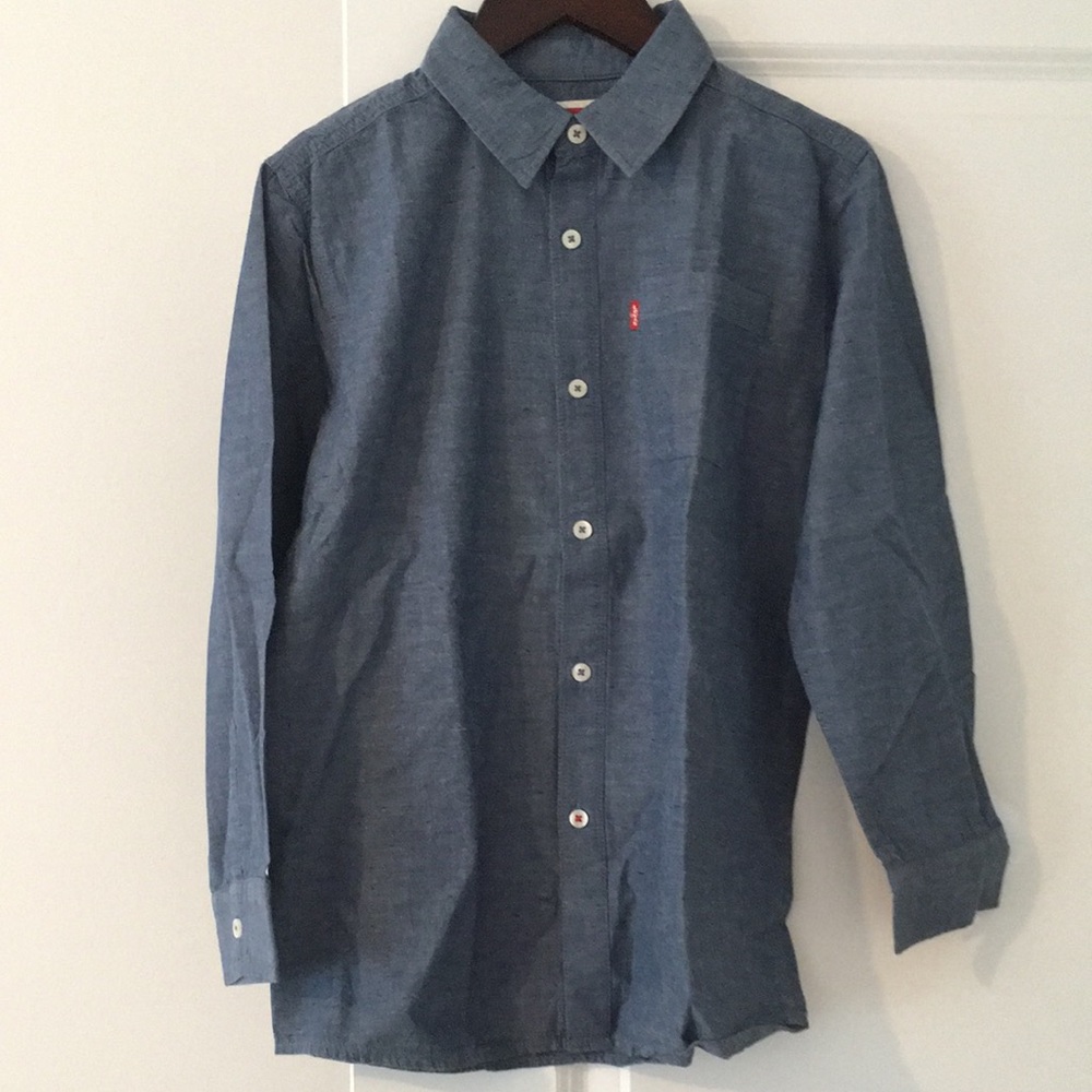Levi’s chambray denim shirt size 10-12 yrs